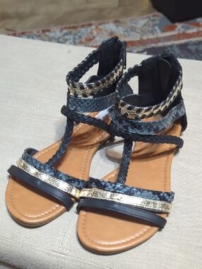 Easy USA gladiator AZTEC‎ CLOSED BACK SANDALS
